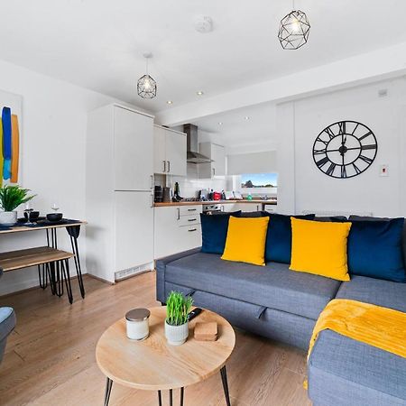 Village Cwtch Whitchurch 2 Bedroom Apartment كارديف المظهر الخارجي الصورة
